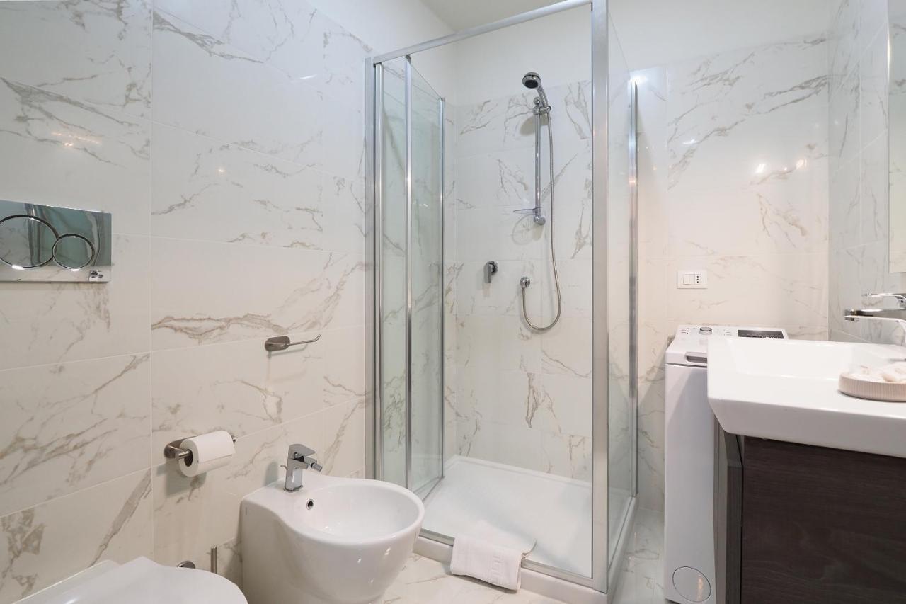 Duomo Luxury Apartment - One Bed Milano Esterno foto